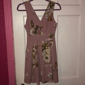 Pink floral dress 🌸💜